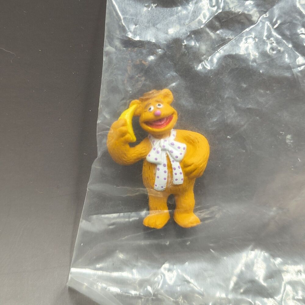 Disney Muppets Mini FOZZIE BEAR with Banana in Ear 1.25" PVC Figure Toy